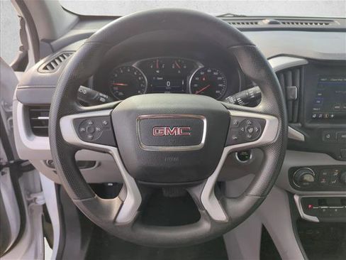 Used 2023 GMC Terrain SLE w/ Driver Convenience Package image 22