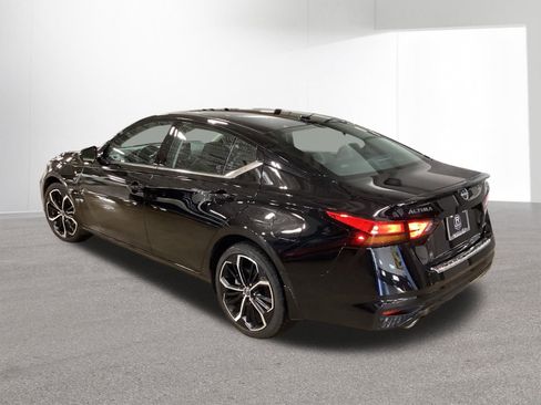 Certified 2023 Nissan Altima 2.5 SR AWD/4WD image 4