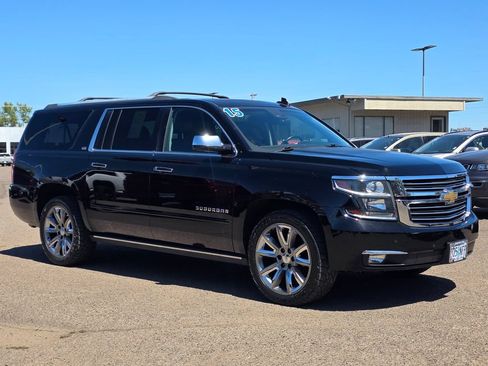 Used 2015 Chevrolet Suburban LTZ AWD/4WD image 36
