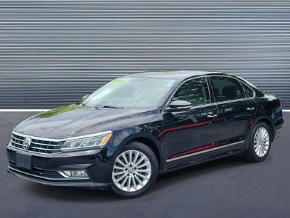 Used 2016 Volkswagen Passat 1.8T SE w/ Lighting Package (P06)