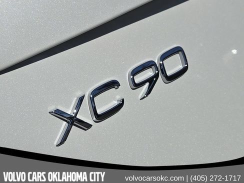Used 2026 Volvo XC90 B6 Plus w/ Protection Package Premier AWD/4WD image 11