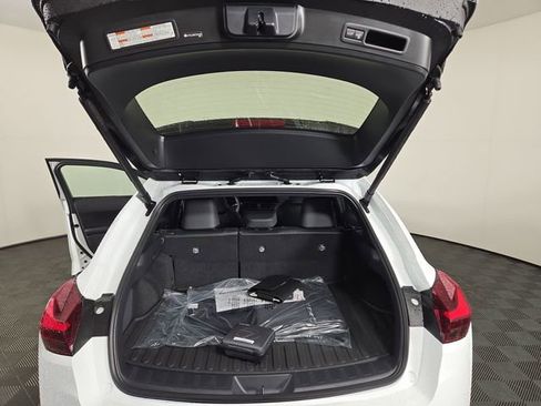 New 2026 Lexus UX 300h AWD image 32