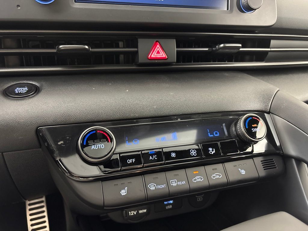 New 2026 Hyundai Elantra SEL Sport FWD image 31