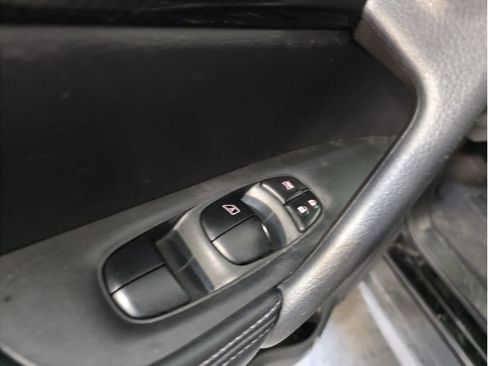 Used 2017 Nissan Rogue SL image 20