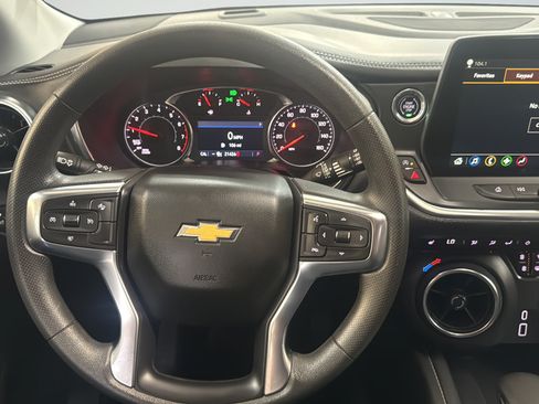 Used 2024 Chevrolet Blazer LT w/ Convenience Package FWD image 15