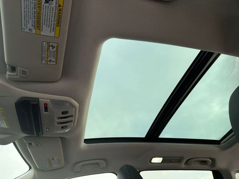 Certified 2022 Subaru Ascent Touring image 20