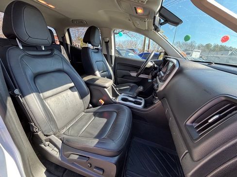 Used 2015 Chevrolet Colorado LT w/ Luxury Package image 15