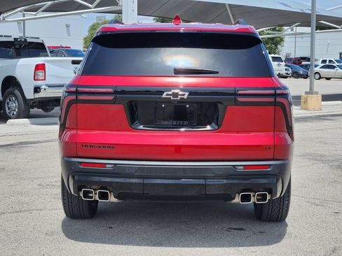 Certified 2024 Chevrolet Traverse LT w/ Midnight/Sport Edition FWD image 6