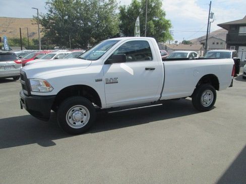 Used 2018 RAM 2500 Tradesman image 3