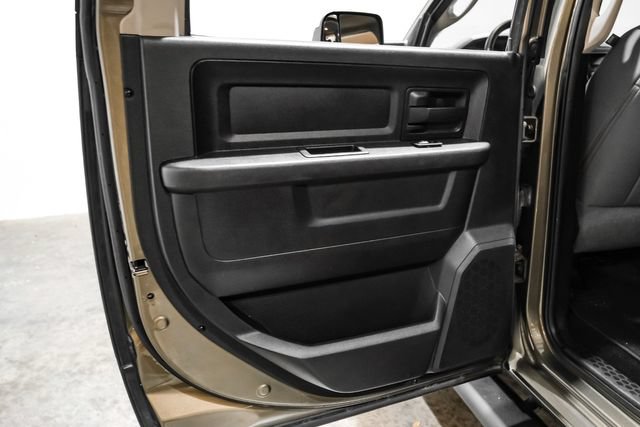 Used 2013 RAM 2500 Tradesman w/ Chrome Appearance Group AWD/4WD image 39