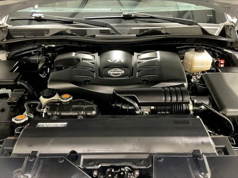 Used 2024 Nissan Armada SL image 10