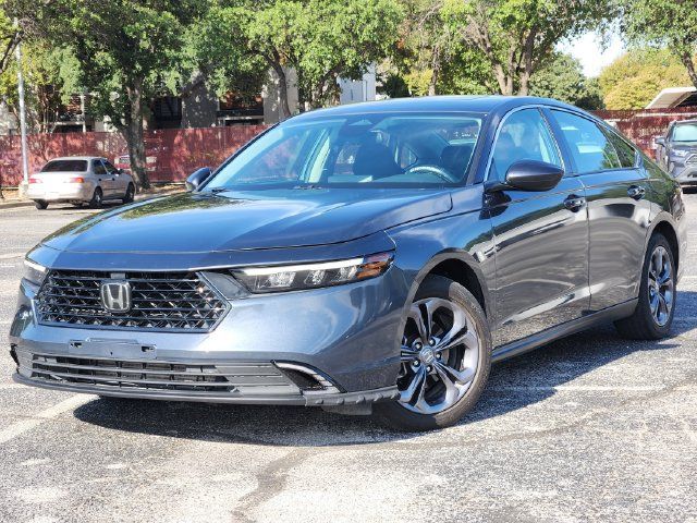Used 2023 Honda Accord EX image 1