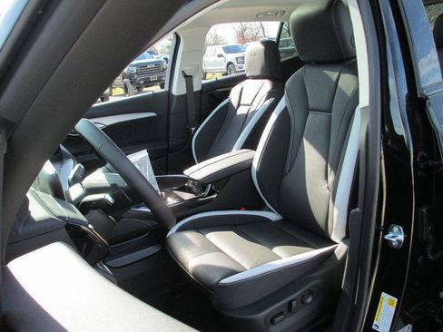 New 2026 Buick Envision Sport Touring AWD/4WD image 10