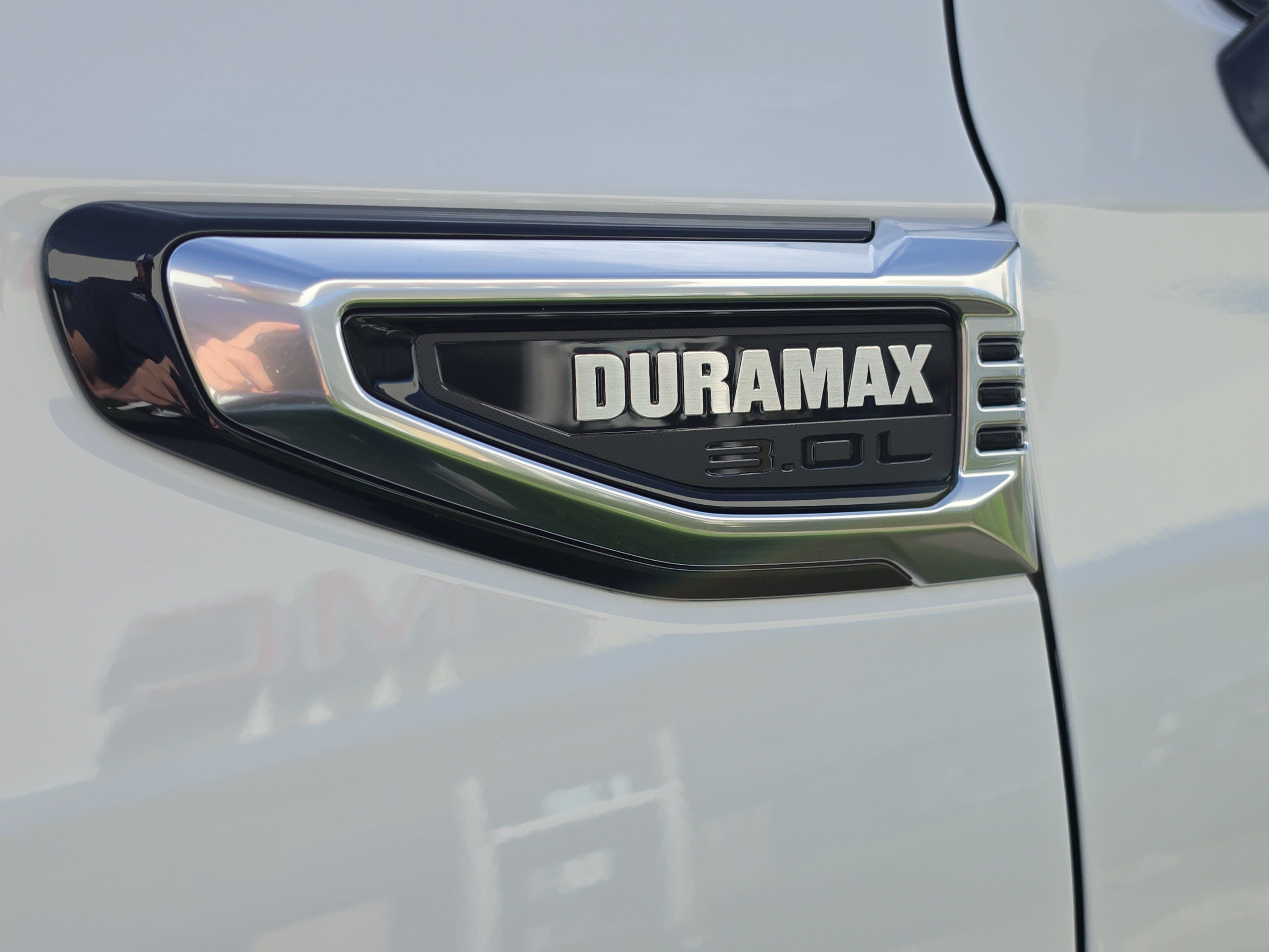 New 2026 GMC Yukon Denali w/ Advanced Technology Package AWD/4WD image 12