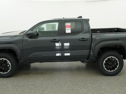 New 2026 Toyota Tacoma TRD Off-Road AWD/4WD image 5