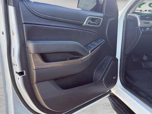 Used 2018 GMC Yukon Denali image 46