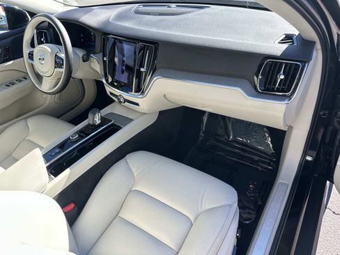 Certified 2023 Volvo V60 B5 Cross Country Plus w/ Climate Package image 26