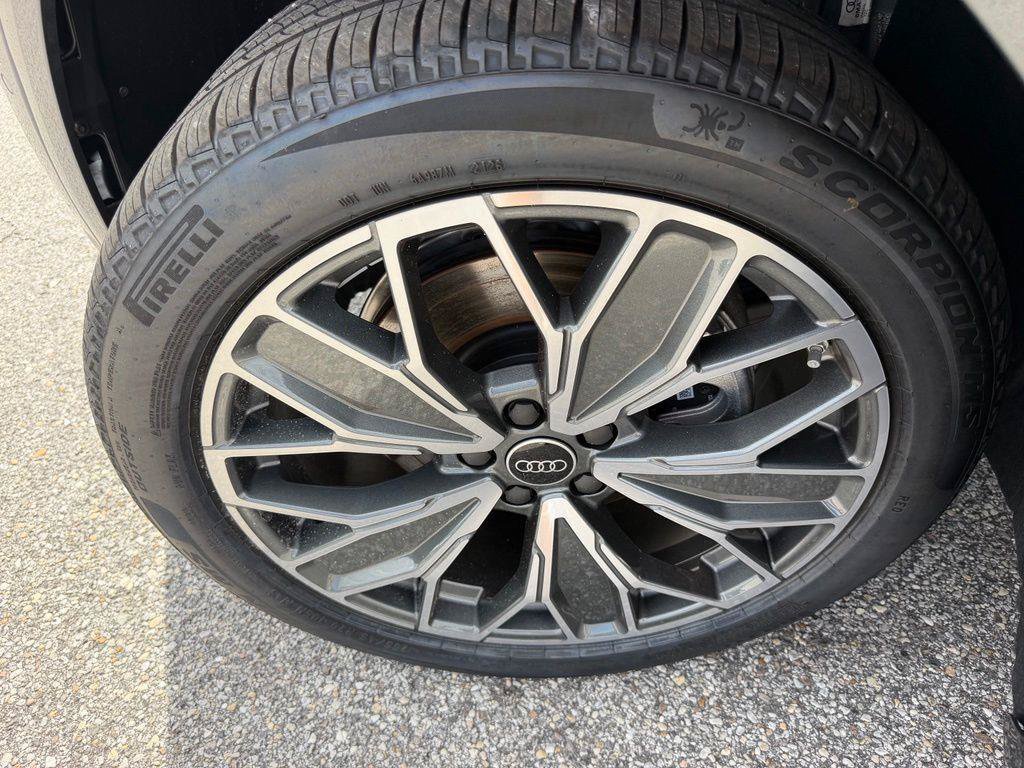New 2026 Audi Q5 Premium Plus AWD/4WD image 28