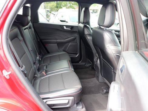 Used 2025 Ford Escape ST-Line Select AWD/4WD image 13