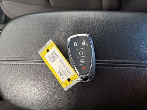 Used 2024 Chevrolet Malibu LT FWD image 37