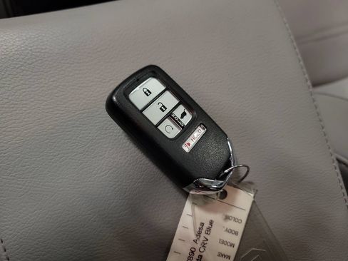 Used 2018 Honda CR-V Touring image 15