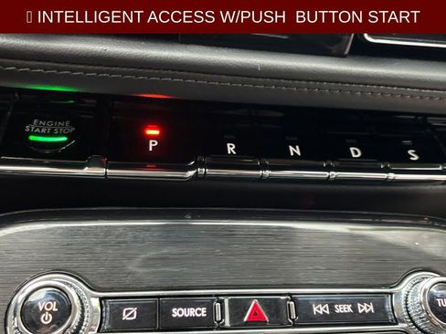 Certified 2023 Lincoln Nautilus AWD w/ Premium Package image 5