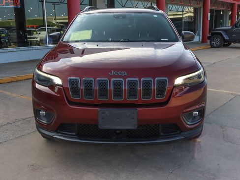 Used 2021 Jeep Cherokee Latitude Lux 80th Anniv w/ Quick Order Package 26U 80TH FWD image 3