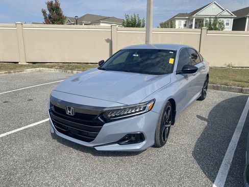 Used 2022 Honda Accord Sport image 13
