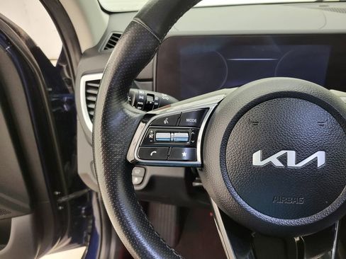Used 2024 Kia Seltos SX w/ SX Sunroof Package AWD/4WD image 7