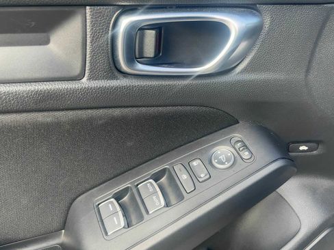 Used 2025 Honda Civic Sport image 32
