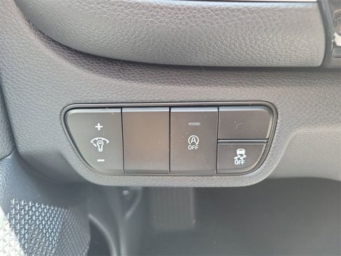 New 2026 Kia Seltos S image 24