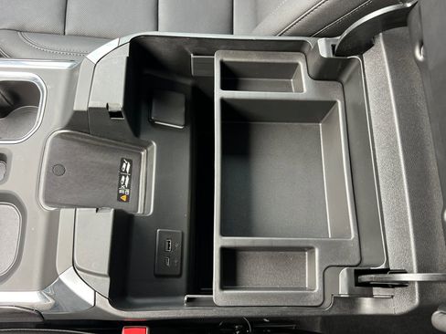 Certified 2025 Chevrolet Silverado 1500 LTZ image 32