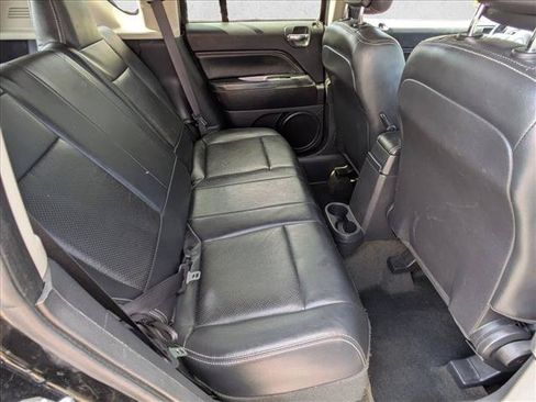 Used 2016 Jeep Compass High Altitude AWD/4WD image 18