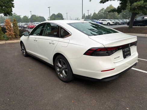 Used 2024 Honda Accord EX image 5