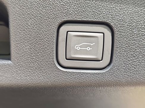 New 2026 Chevrolet Traverse LT FWD image 14