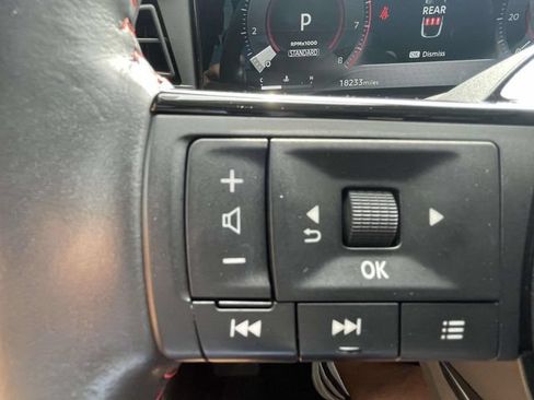 Used 2025 Nissan Kicks SR w/ Illumination Package FWD image 20