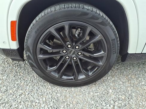 Used 2024 Jeep Grand Wagoneer Series III w/ Rear Seat Video Group 1 image 41