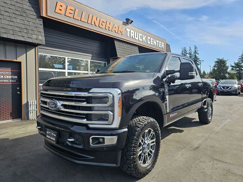 Used 2023 Ford F350 Limited image 1