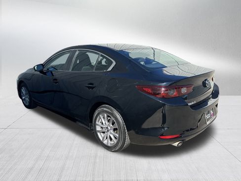 Used 2020 MAZDA MAZDA3 Sedan image 6