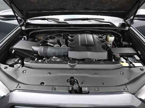 Certified 2022 Toyota 4Runner SR5 Premium image 37