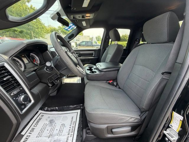 Used 2022 RAM 1500 Warlock AWD/4WD image 29