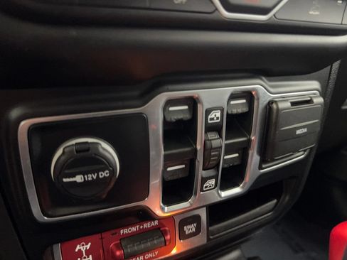 Used 2022 Jeep Wrangler Unlimited Rubicon 4xe AWD/4WD image 68