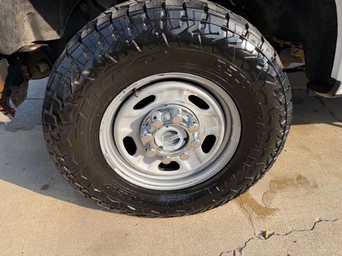 Used 2017 Ford F250 XL w/ Power Equipment Group image 8