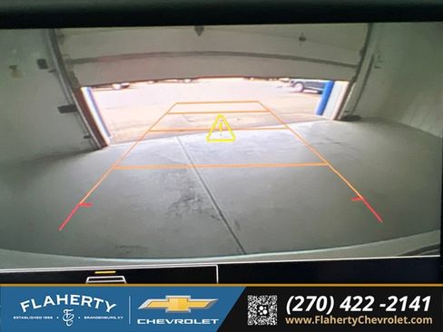Used 2023 Chevrolet Equinox LT FWD image 36