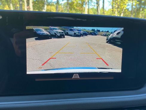 Used 2025 Buick Envista Avenir image 7