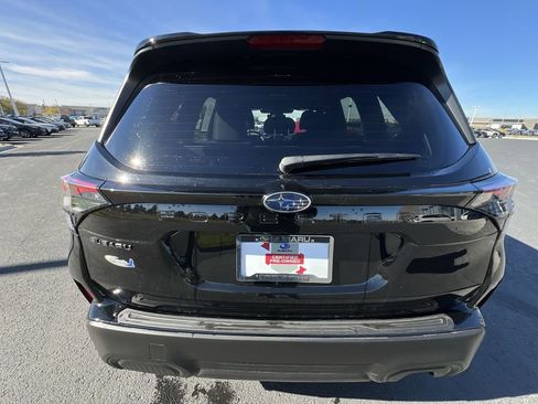 Certified 2025 Subaru Forester Premium w/ Convenience Package #2 image 31