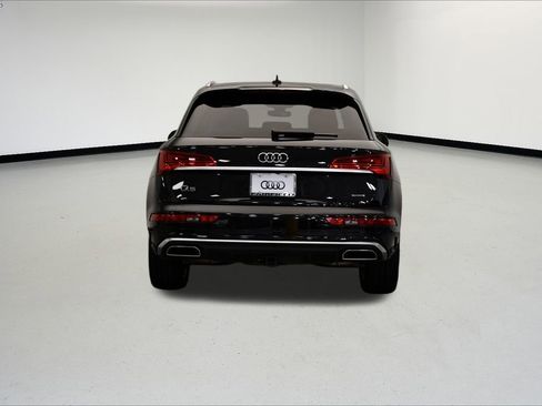 Certified 2023 Audi Q5 2.0T Premium Plus image 4