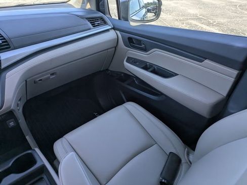 Used 2023 Honda Odyssey EX-L image 20