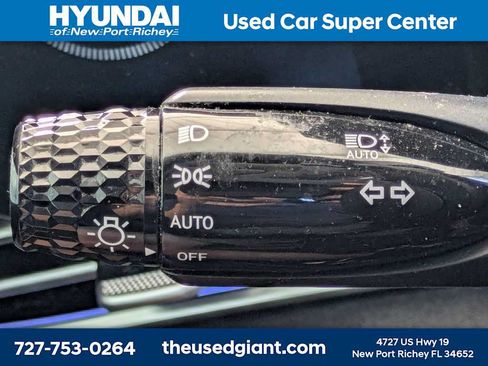 Certified 2024 Hyundai Elantra SEL FWD image 27