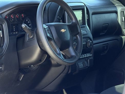 Certified 2024 Chevrolet Silverado 1500 Custom image 11